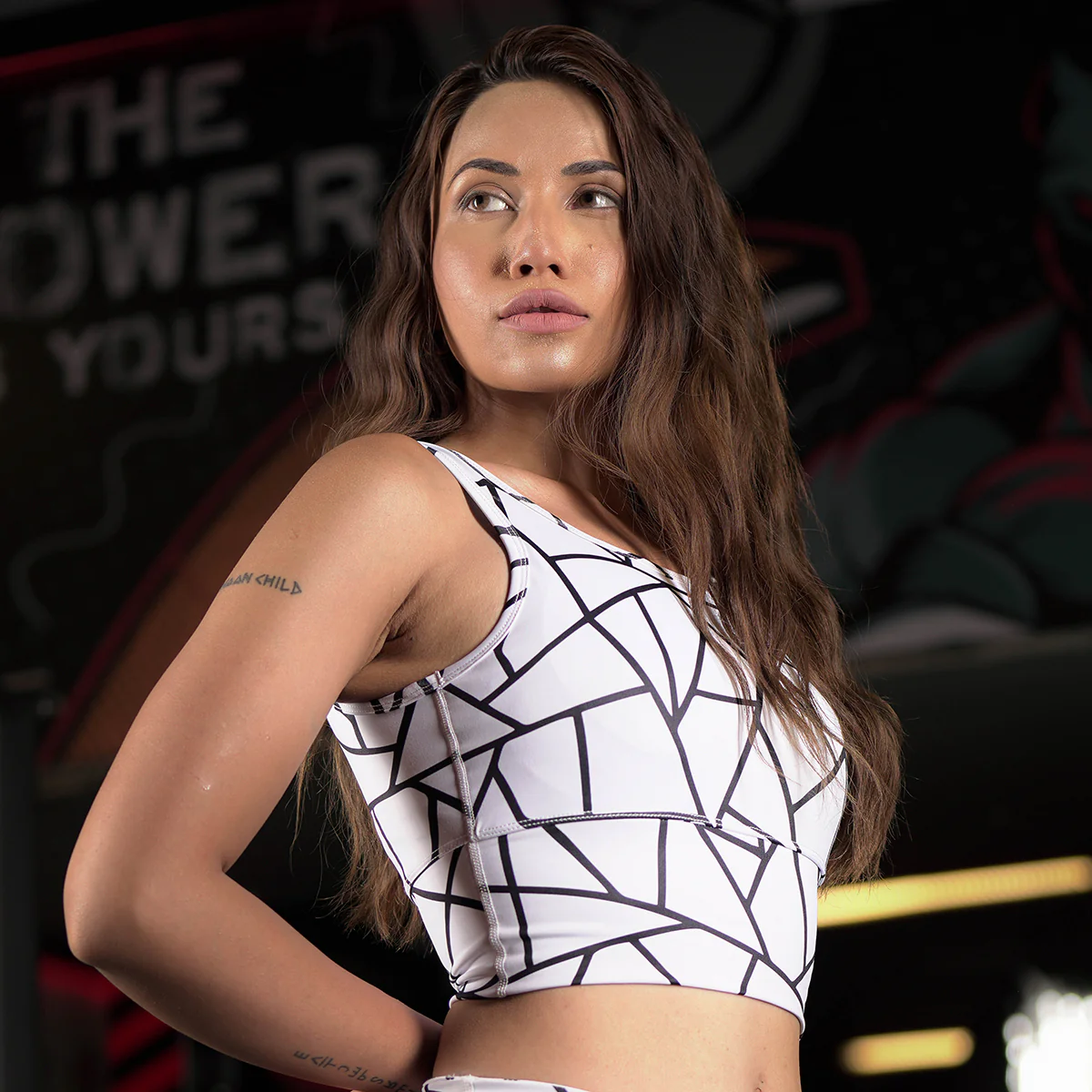 ENHANCE LINEAR SPORTS BRA - Image 5