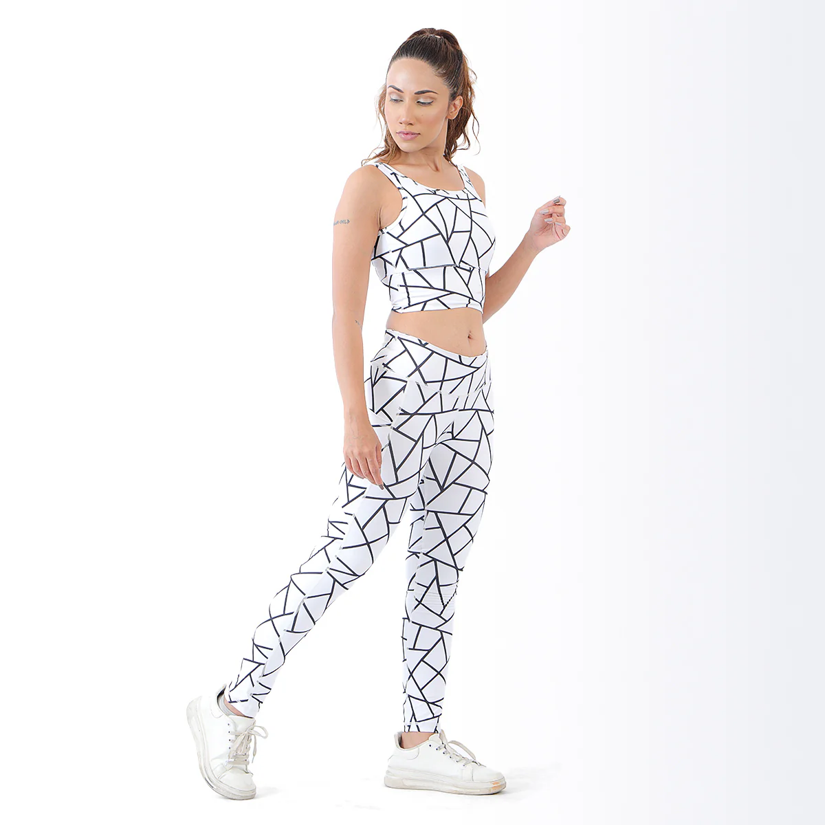 Enhance Linear Sports Bra & Leggings - Image 8