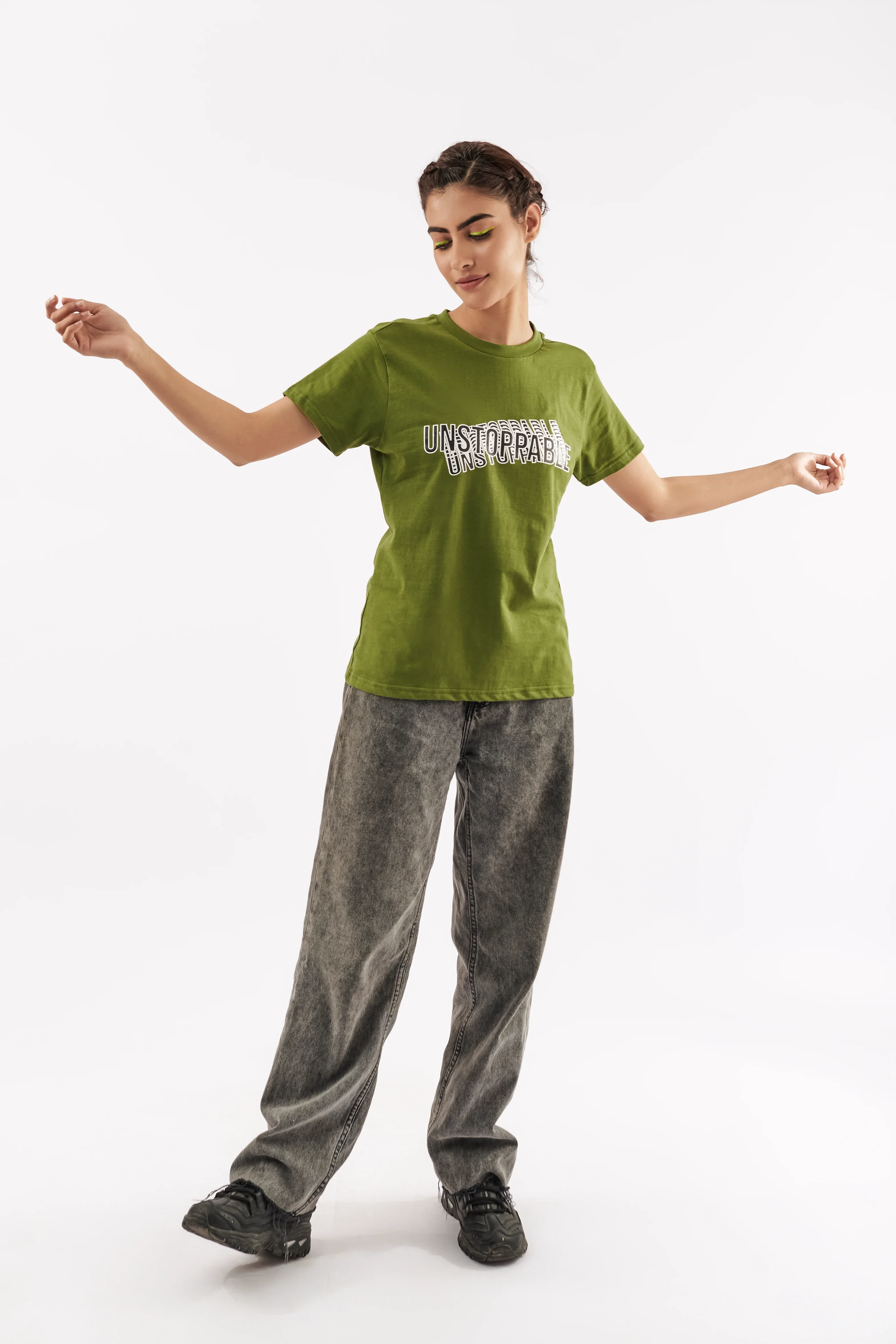 Women's Empowering T-Shirt Olive Green - Image 8